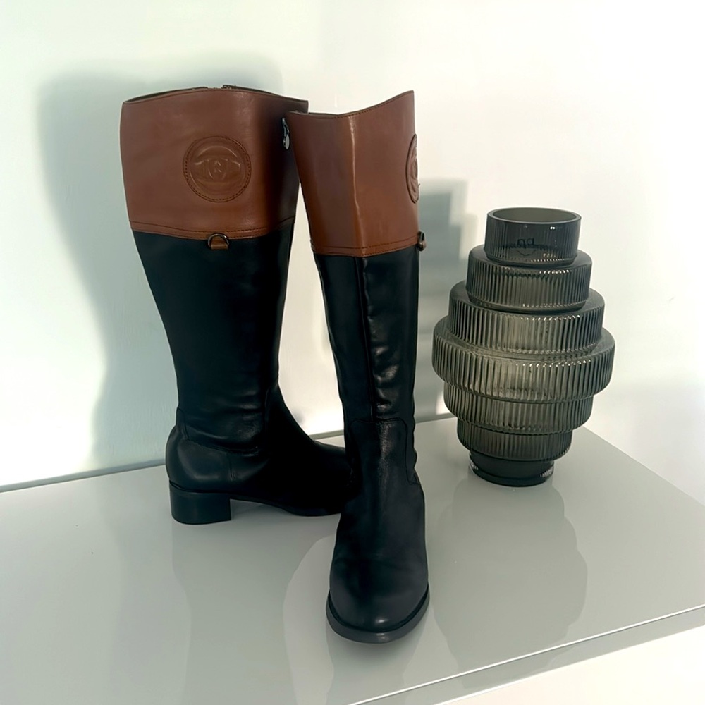 ETIENNE AIGNER Vintage Sz 6.5 Cognac Brown Black 1.75” Block Heel Riding Boots